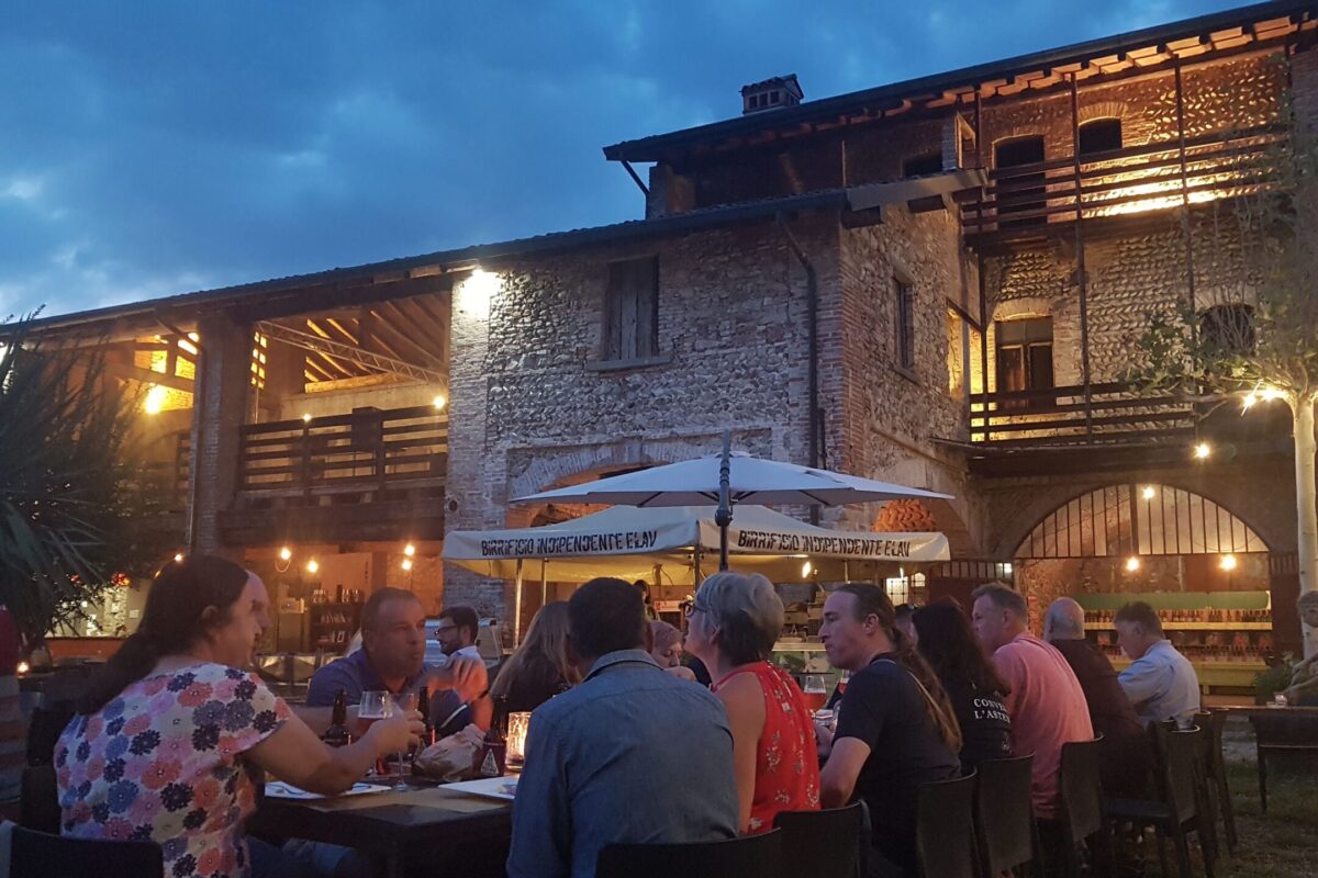 Dinner outside at Elav